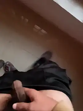 Snapshot of Alonesexyboy1 chatting on 12/13/24, 11:45 Alonesexyboy1 online show from 12/13/24, 11:45