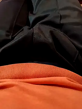 Snapshot of Alonesexyboy1 chatting on 02/20/25, 02:57 Alonesexyboy1 online show from 02/20/25, 02:57