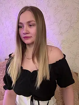 AmeliaAllem online show from 03/22/26, 07:45