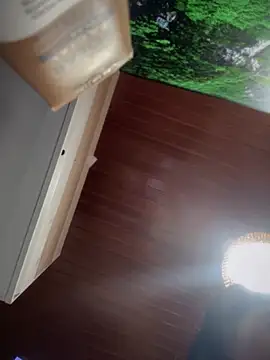 MarianaBenz online show from 10/17/25, 11:18