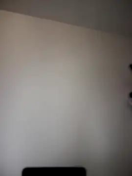 MarianaBenz online show from 11/24/25, 12:54