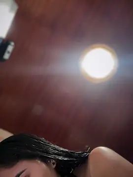 MarianaBenz online show from 12/20/25, 11:34