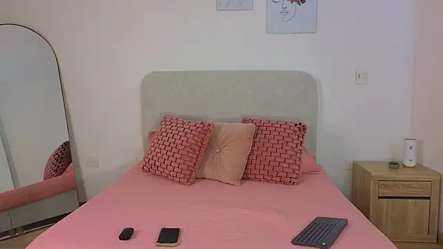 KristennBlue online show from 01/14/26, 06:13