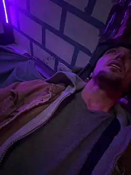 Followthepiper online show from 12/16/25, 08:03