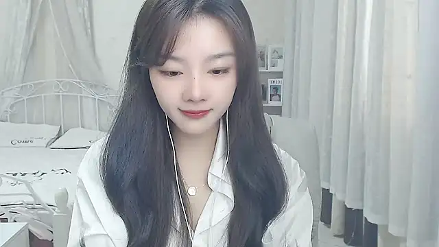 Jenny-Z online show from 04/21/26, 01:42
