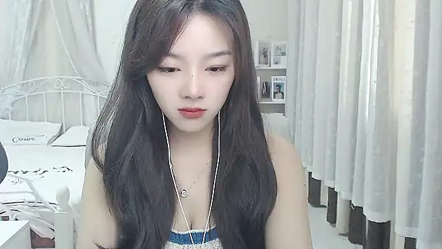 Jenny-Z online show from 04/27/26, 01:58