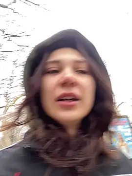 QuitieLia online show from 01/20/25, 09:13