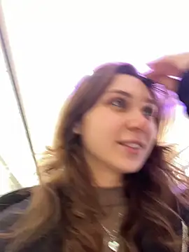 QuitieLia online show from 02/17/26, 01:18