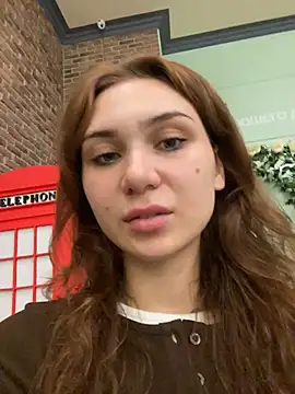 QuitieLia online show from 04/03/26, 01:42