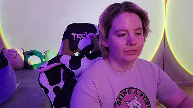 InternetFairy XO online show from 12/20/24, 08:12