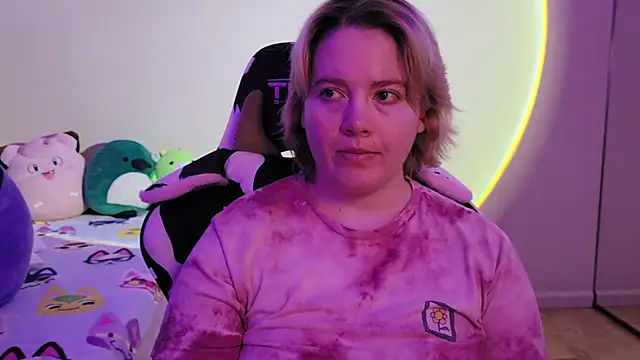 InternetFairy XO online show from 12/29/24, 03:13