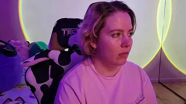 InternetFairy XO online show from 01/31/25, 06:13