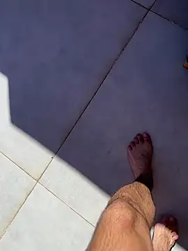 cagoulegrosse online show from 02/09/25, 02:18