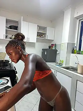 petiteebony 81 online show from 03/24/26, 04:56