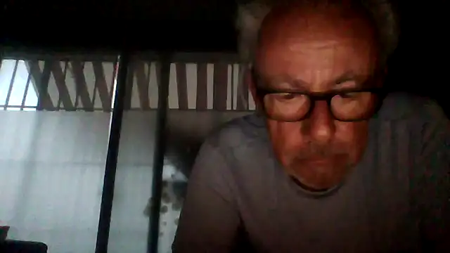 tuggy59 online show from 11/14/25, 06:56