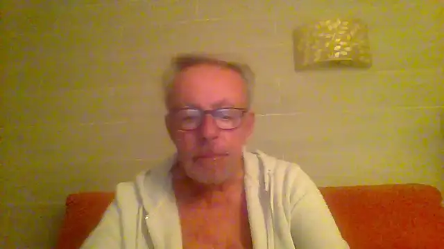 tuggy59 online show from 03/15/26, 04:51