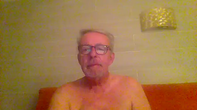 tuggy59 online show from 03/16/26, 05:44