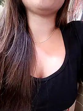 Snapshot of marena_saenz chatting on 12/15/24, 04:37 marena saenz online show from 12/15/24, 04:37