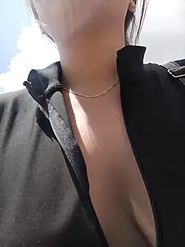 Snapshot of marena_saenz chatting on 12/20/24, 06:02 marena saenz online show from 12/20/24, 06:02