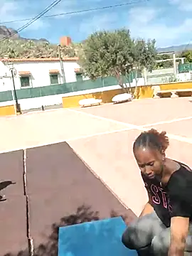 Jeniffer Jarvis online show from 02/09/25, 01:03