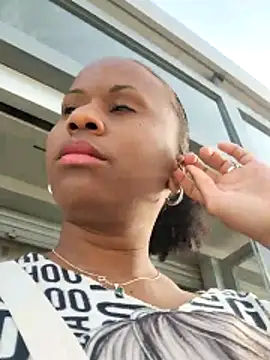 Jeniffer Jarvis online show from 02/16/26, 03:41