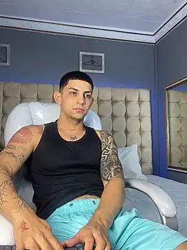 Snapshot of Alex_cute77 chatting on 09/20/25, 12:50 Alex cute77 online show from 09/20/25, 12:50