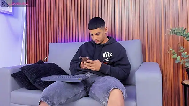 Alex cute77 online show from 03/13/26, 12:12