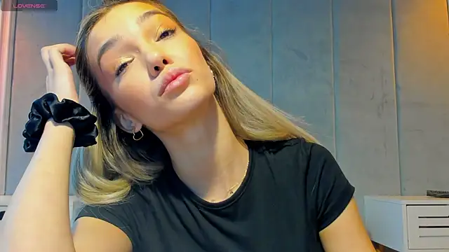 Sassy Teen online show from 09/09/25, 08:36