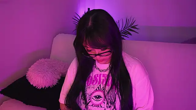 Gloomydoll online show from 04/02/26, 08:28