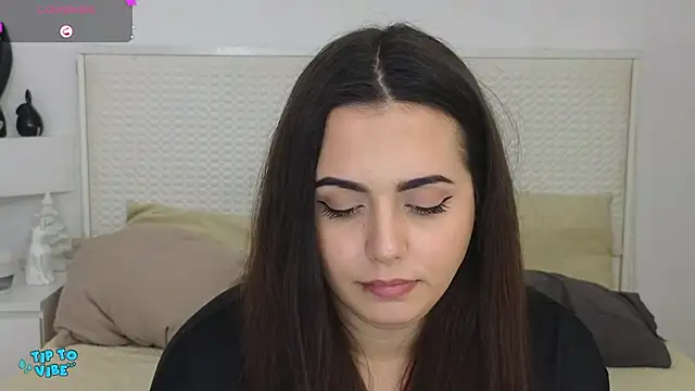 Eva Rogers  online show from 12/23/24, 02:28