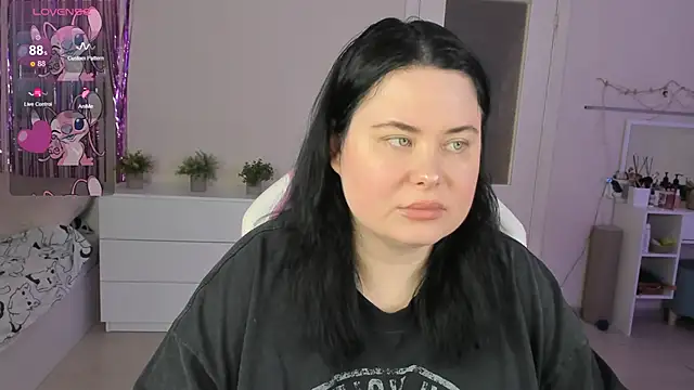 Snapshot of Akemi_BBW chatting on 06/10/26, 10:25 Akemi BBW online show from 06/10/26, 10:25