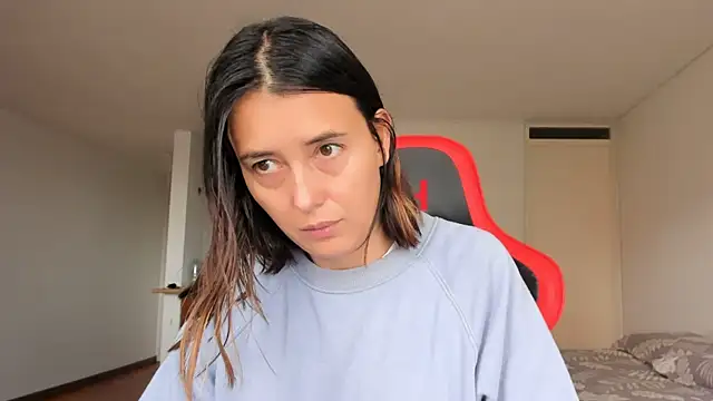 zoe jeane beker online show from 02/11/25, 07:27