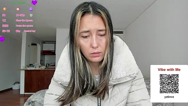 Snapshot of zoe_jeane_beker chatting on 03/22/26, 06:33 zoe jeane beker online show from 03/22/26, 06:33