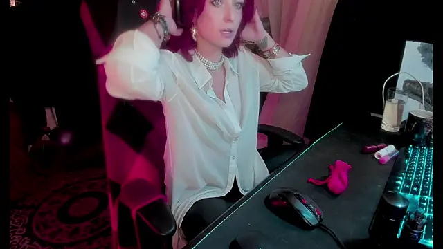 astarrot online show from 10/28/25, 07:16