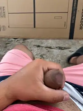 Enrrique30 online show from 12/18/24, 04:49