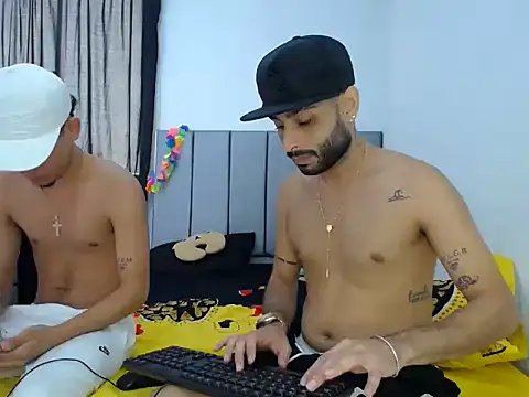 Snapshot of Evilboy555 chatting on 11/23/25, 03:23 Evilboy555 online show from 11/23/25, 03:23