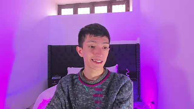 DereckCooperr online show from 01/04/25, 07:02