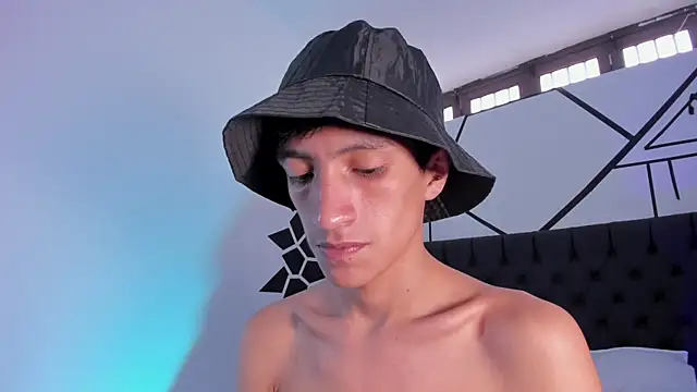 DereckCooperr online show from 01/30/25, 08:21