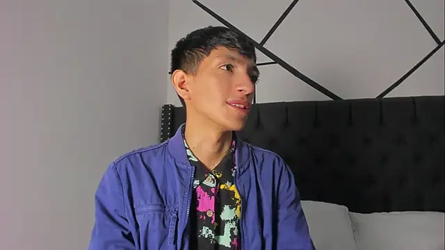 DereckCooperr online show from 03/19/25, 08:43