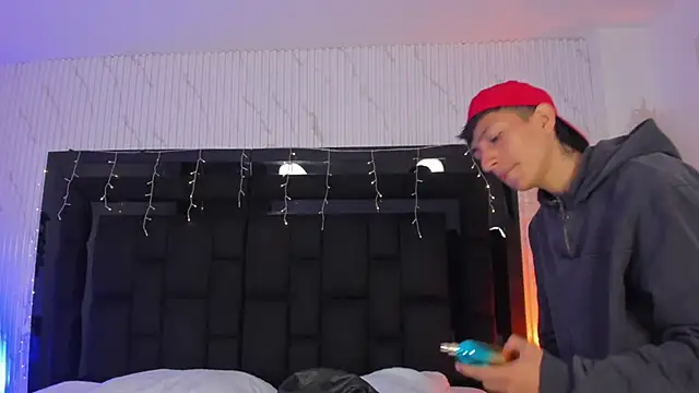 DereckCooperr online show from 02/08/26, 09:18