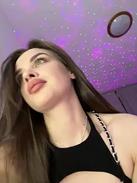 KristenSayles online show from 03/04/25, 10:49