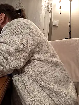 teekoine1 online show from 10/17/25, 09:28