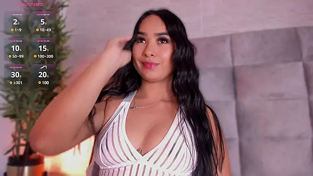 mia crawford online show from 02/12/25, 12:01