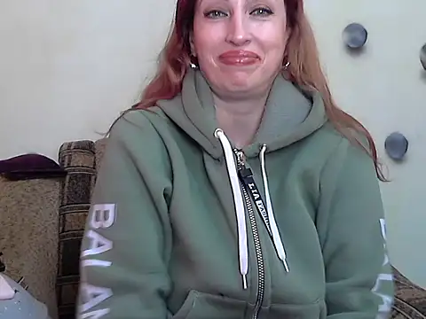 Jillian Pattie online show from 11/24/25, 01:33