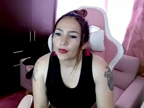 EVA GRAYS online show from 03/06/25, 06:26