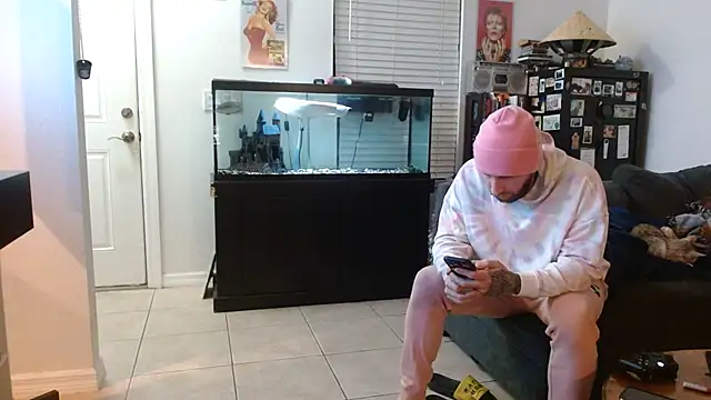 bobbybacala91 online show from 01/09/25, 05:23