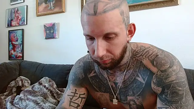 bobbybacala91 online show from 03/18/25, 08:59