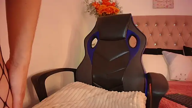 Katy Van online show from 03/21/25, 05:32