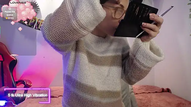 Katy Van online show from 10/25/25, 08:58