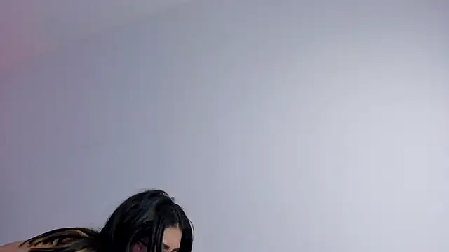 Snapshot of tina_olsen07 chatting on 12/21/24, 08:28 tina olsen07 online show from 12/21/24, 08:28